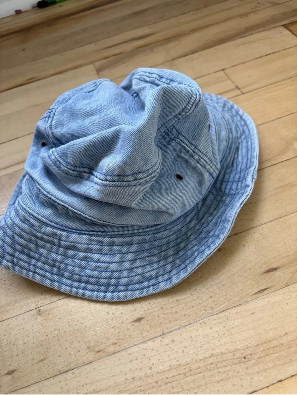 Vintage Woolrich Light Washed Denim Bucket Hat Unisex‎ Classic Metal Logo Plate
